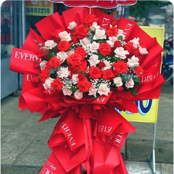 Kệ Hoa Khai Trương Đỏ May Mắn - N169