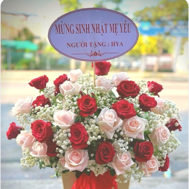 Giỏ Hoa Tone Đỏ Rực - N228