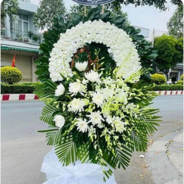 Hoa Viếng Kệ Lan Trắng Đại Điểm - N400